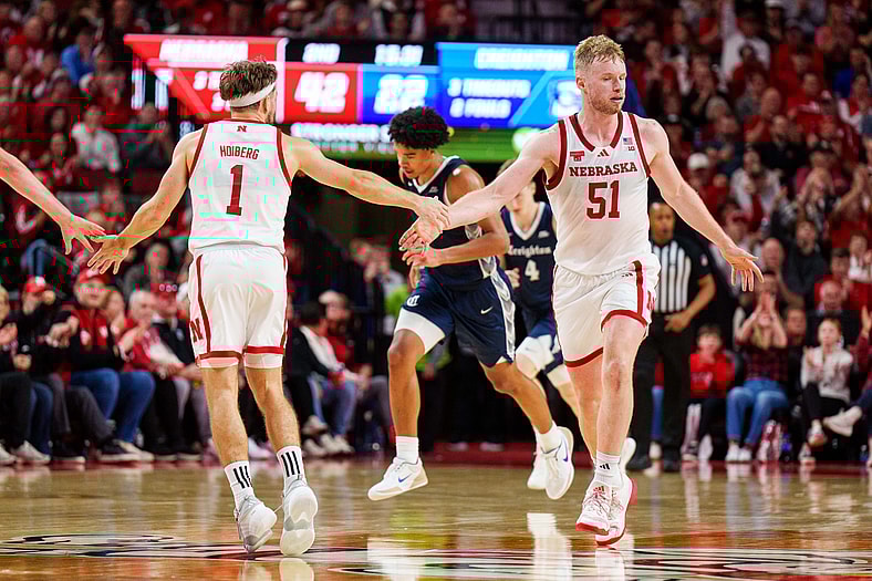 college basketball rankings