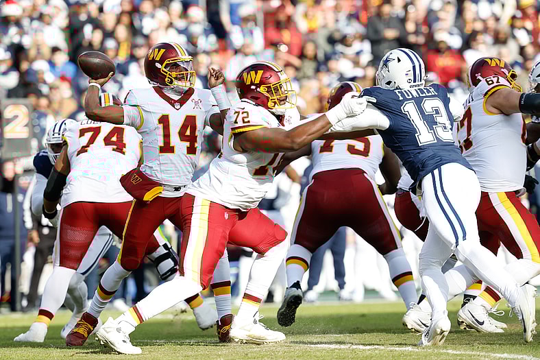 NFL: Dallas Cowboys at Washington Commanders