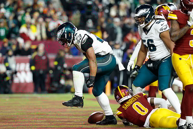 NFL: Philadelphia Eagles at Washington Commanders