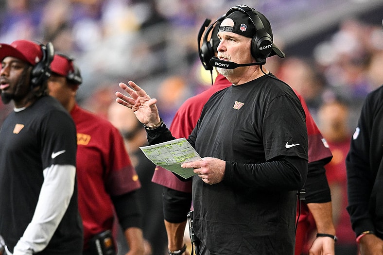 NFL: Washington Commanders at Minnesota Vikings