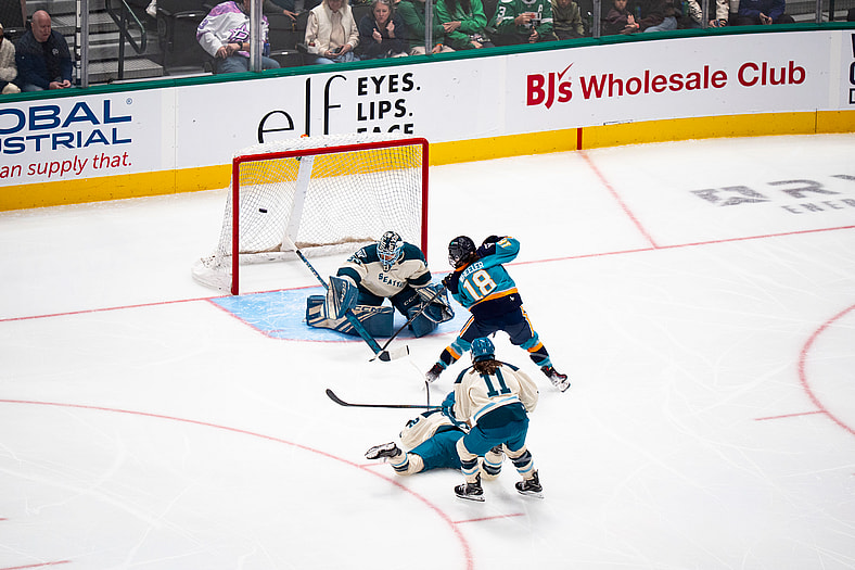 New York Sirens rookie forward Maddi Wheeler scores on a breakaway against the Seattle Torrent.