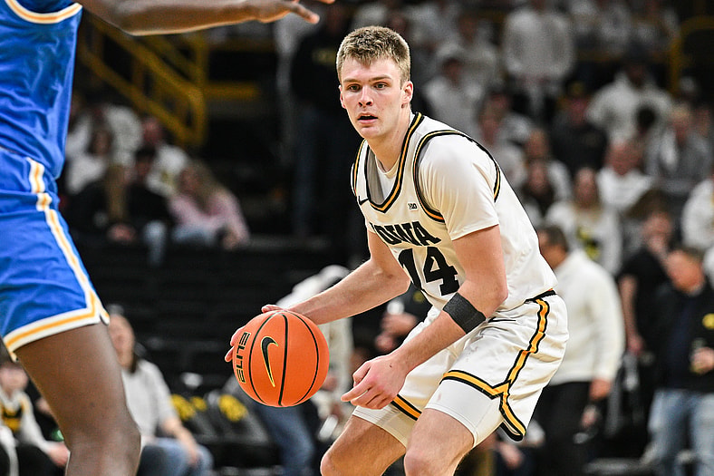 college basketball rankings