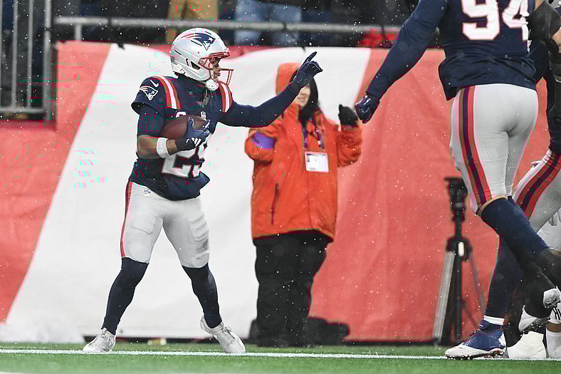 NFL: AFC Divisional Round-Houston Texans at New England Patriots