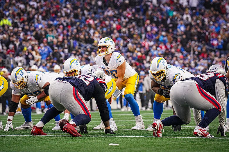 NFL: Los Angeles Chargers at New England Patriots