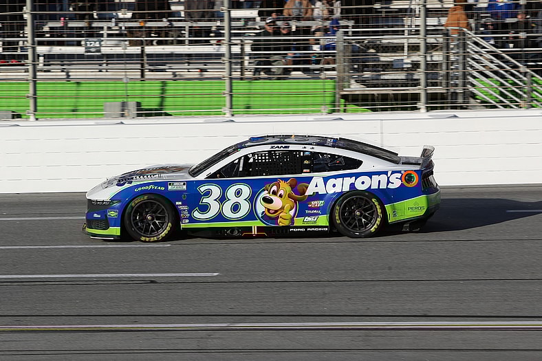 NASCAR: Autotrader 400