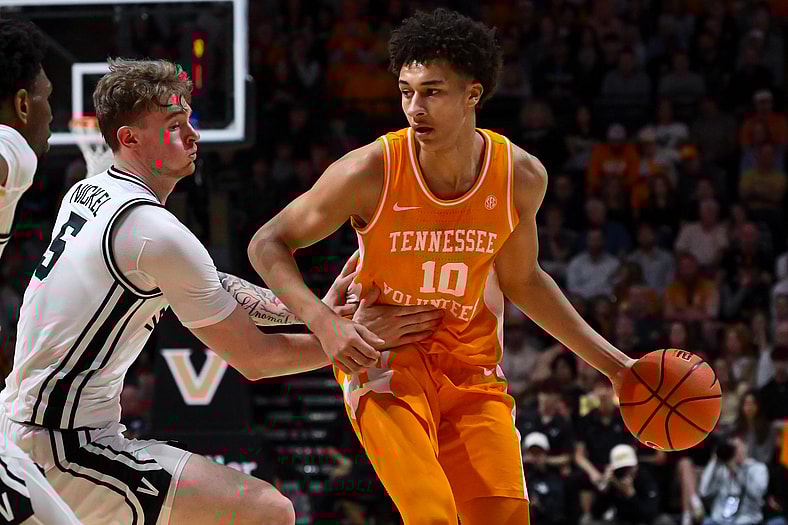 college basketball rankings