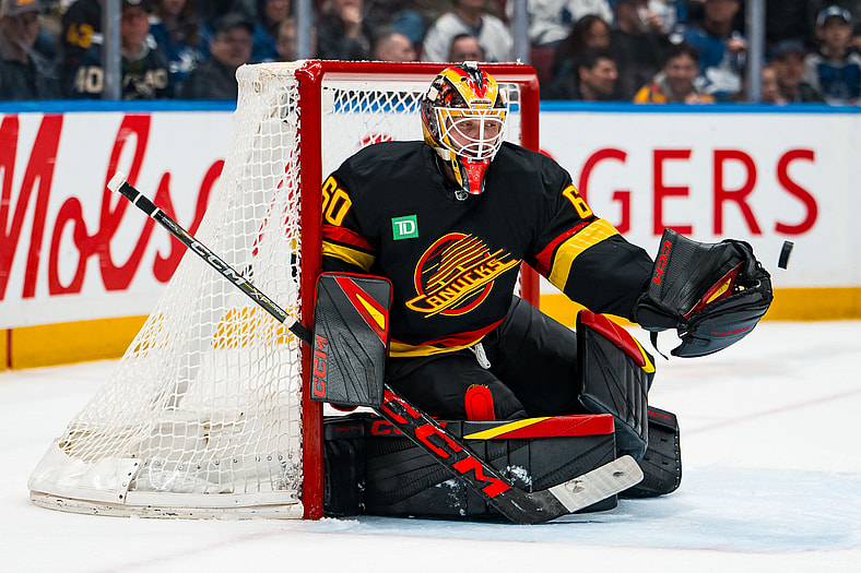 NHL: Toronto Maple Leafs at Vancouver Canucks