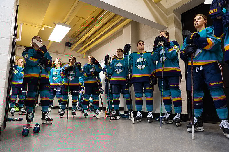 The New York Sirens ready for a preaseason game against the Minnesota Frost.