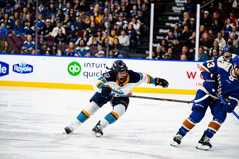 New York Sirens rookie Anna Bargman skates against the Vancouver Goldeneyes.