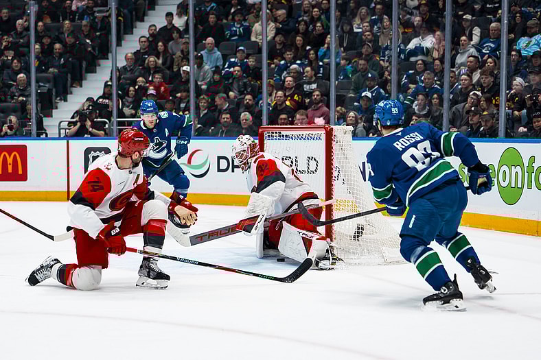 NHL: Carolina Hurricanes at Vancouver Canucks