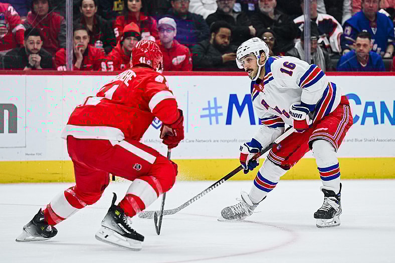 NHL: New York Rangers at Detroit Red Wings
