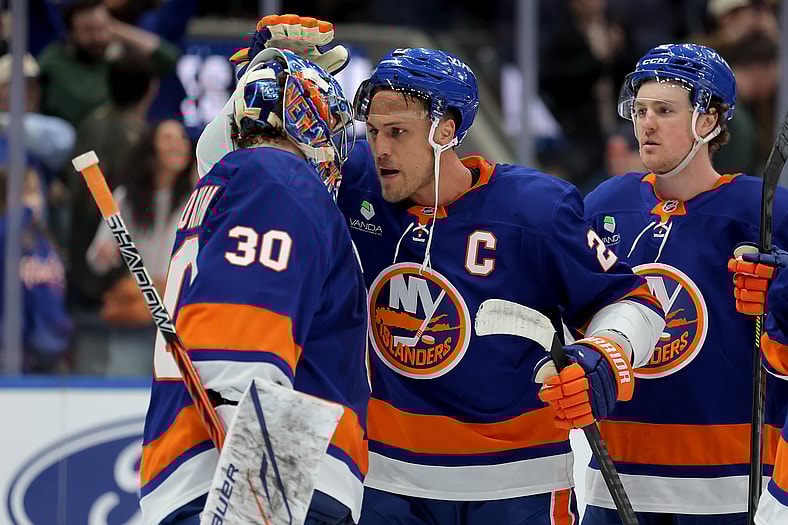 NHL: Columbus Blue Jackets at New York Islanders