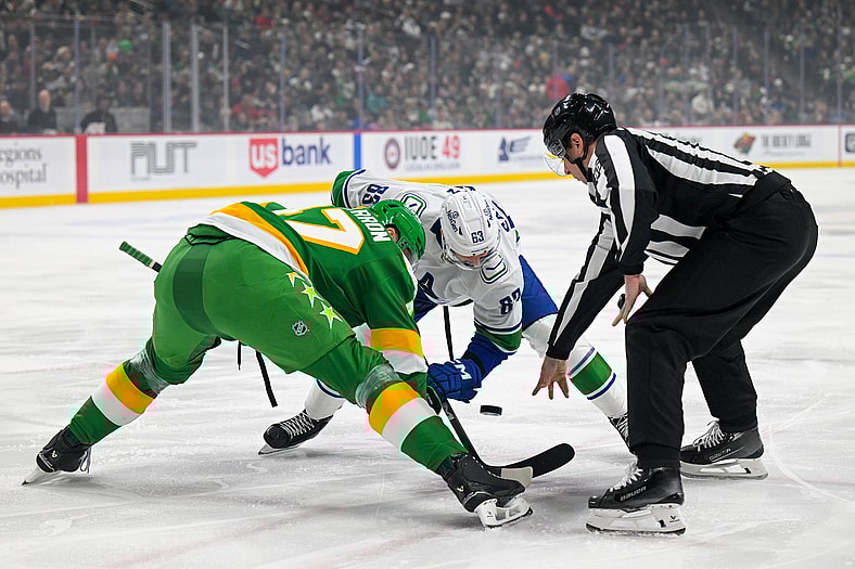 NHL: Vancouver Canucks at Minnesota Wild