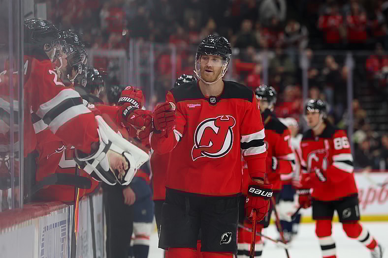 NHL: Washington Capitals at New Jersey Devils