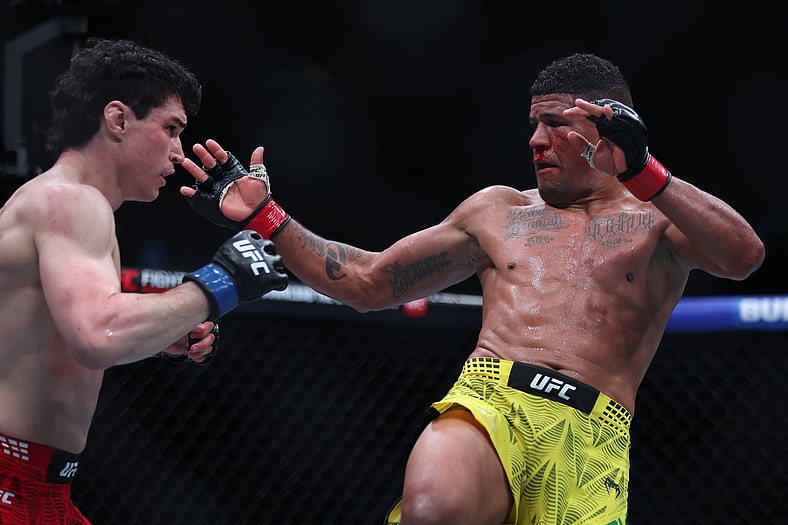 MMA: UFC Fight Night - Winnipeg Burns vs Malott