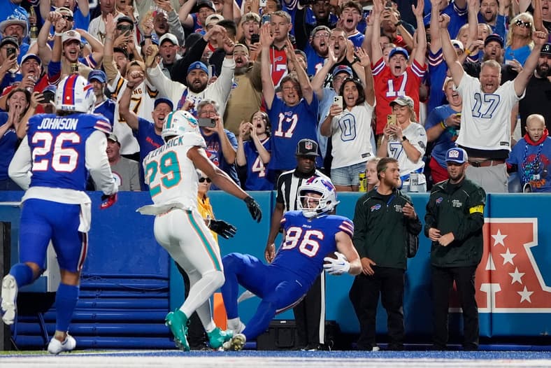 Thursday Night Football, Miami Dolphins vs Buffalo Bills