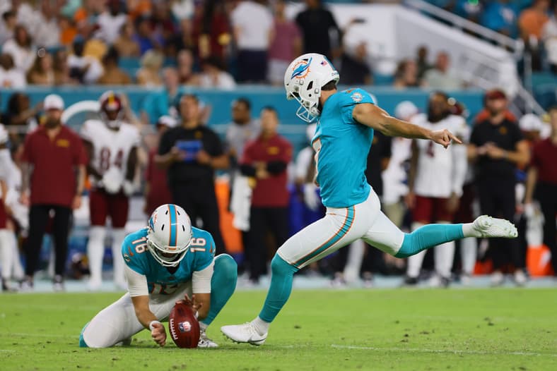 NFL: Washington Commanders at Miami Dolphins