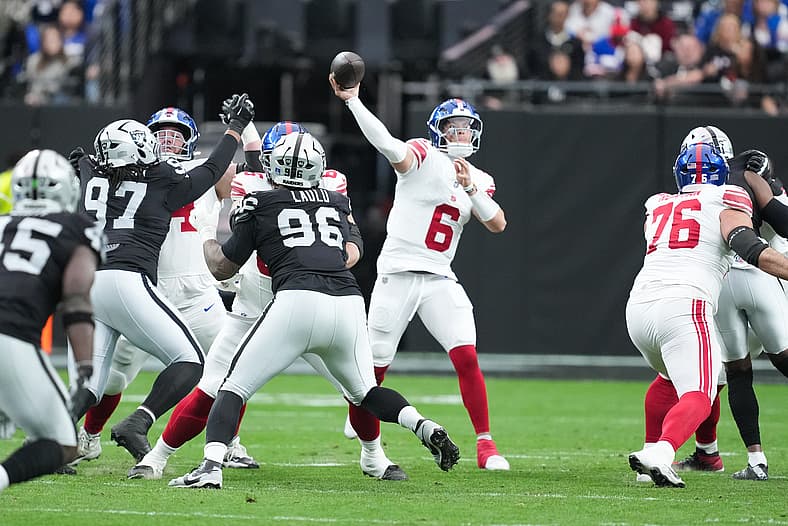 NFL: New York Giants at Las Vegas Raiders