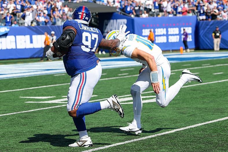 NFL: Los Angeles Chargers at New York Giants