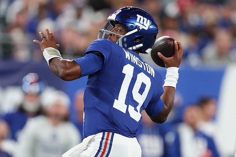 NFL: New England Patriots at New York Giants