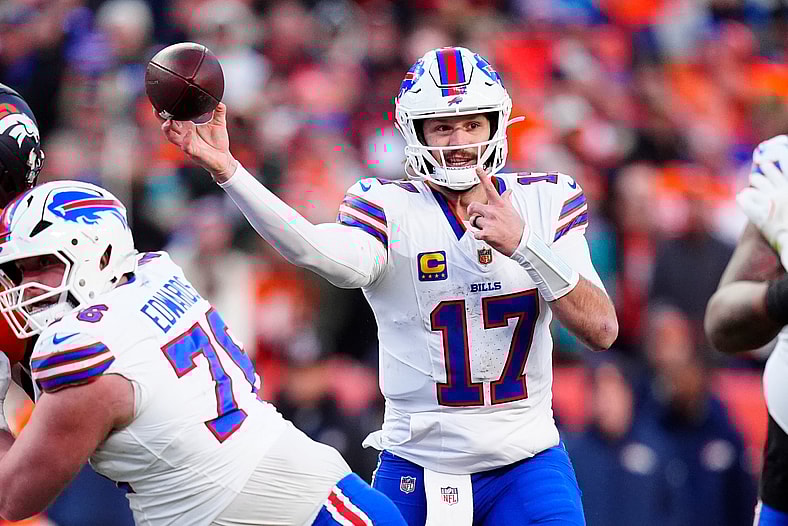 NFL: AFC Divisional Round-Buffalo Bills at Denver Broncos