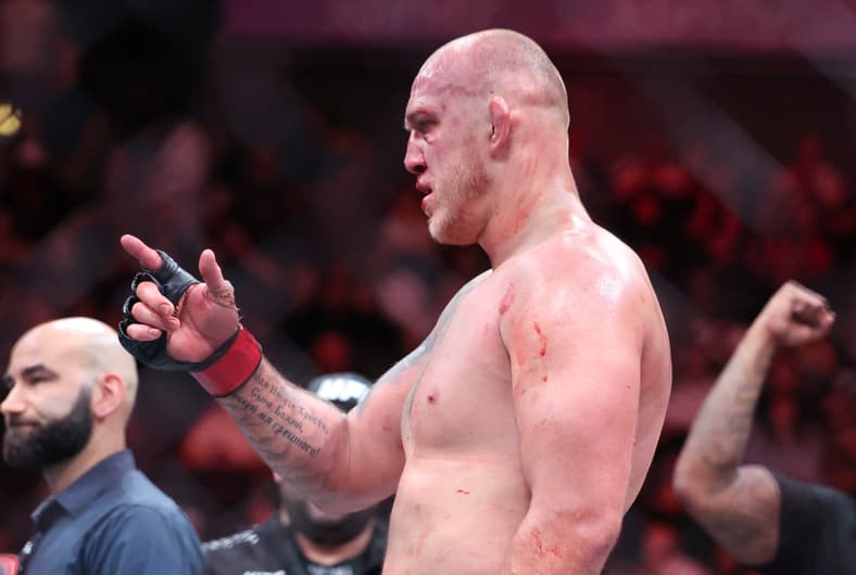 ufc heavyweight rankings