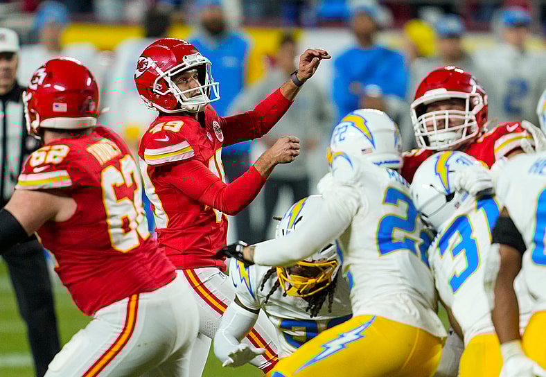 Kansas City Chiefs schedule predictions 2025, Chiefs predictions