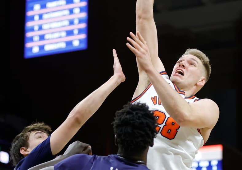 NCAA Basketball: Queens University of Charlotte at Virginia