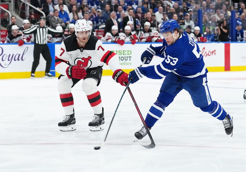 NHL: New Jersey Devils at Toronto Maple Leafs