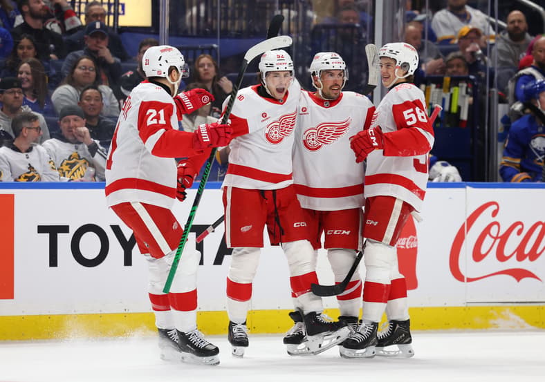 NHL: Detroit Red Wings at Buffalo Sabres