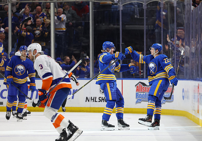 NHL: New York Islanders at Buffalo Sabres