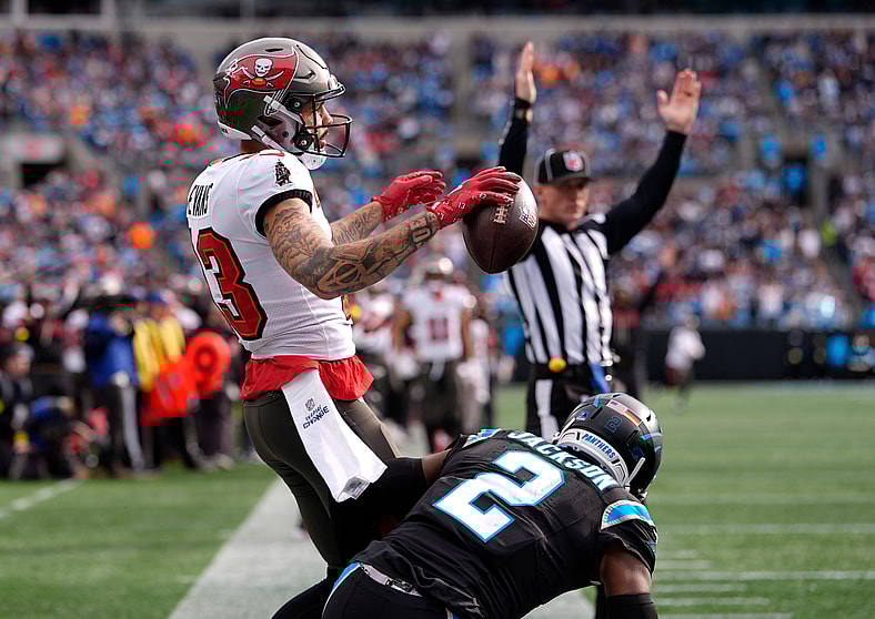 NFL: Tampa Bay Buccaneers at Carolina Panthers
