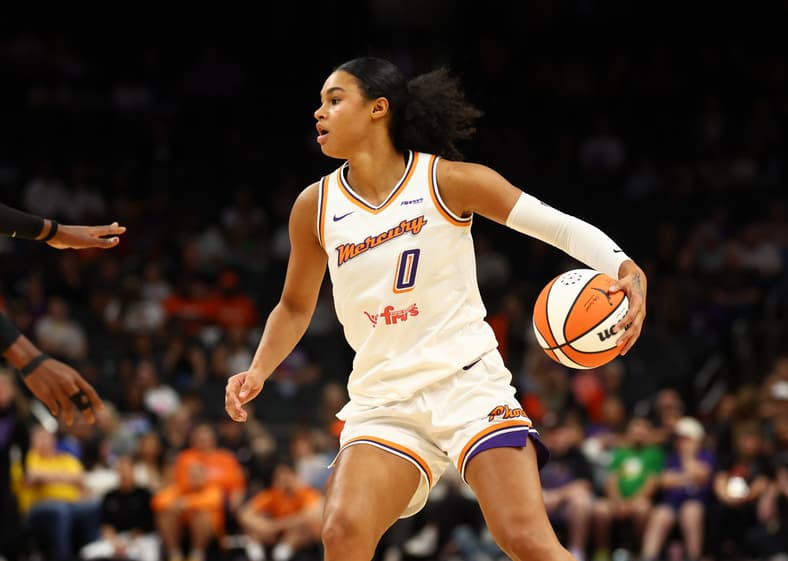 WNBA: Preseason-Golden State Valkyries at Phoenix Mercury
