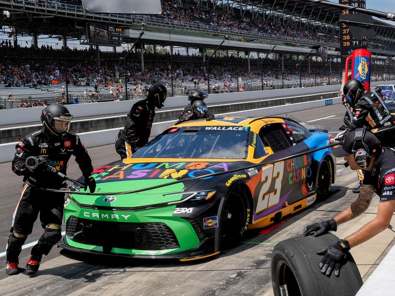 Brickyard 400