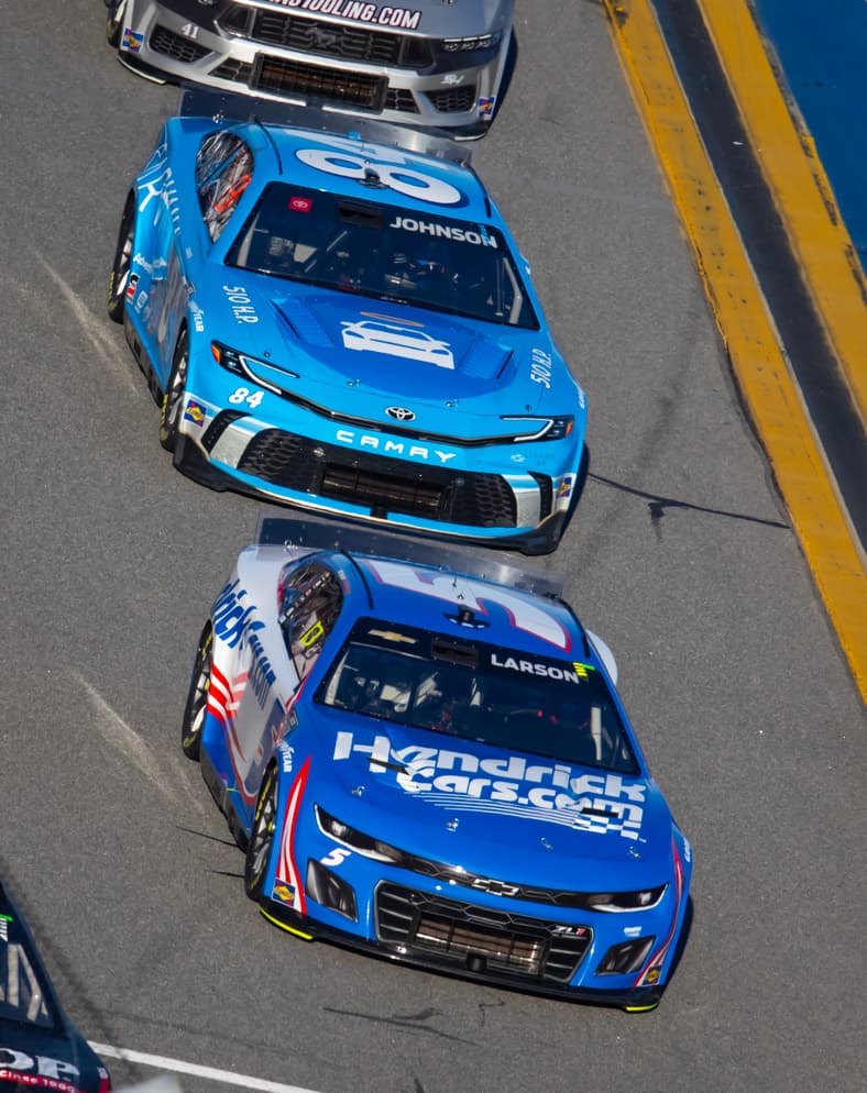 NASCAR: Daytona 500, kyle larson jimmie johnson