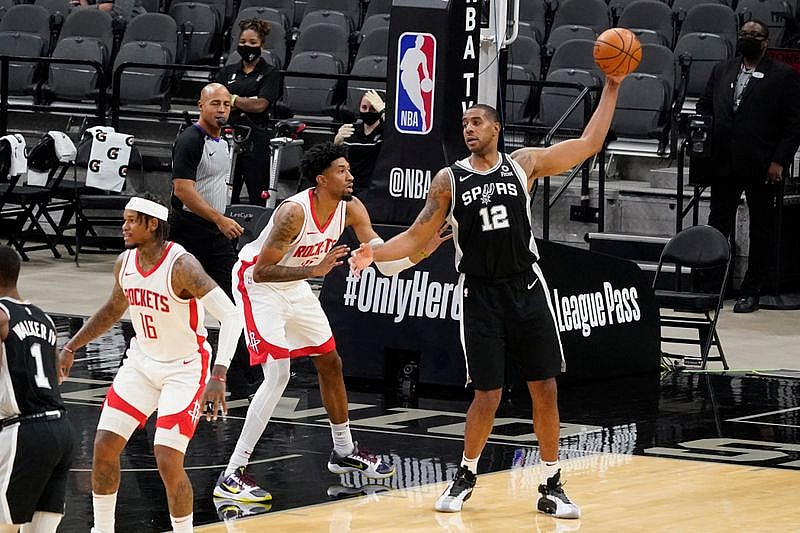 LaMarcus Aldridge trade to the Los Angeles Lakers