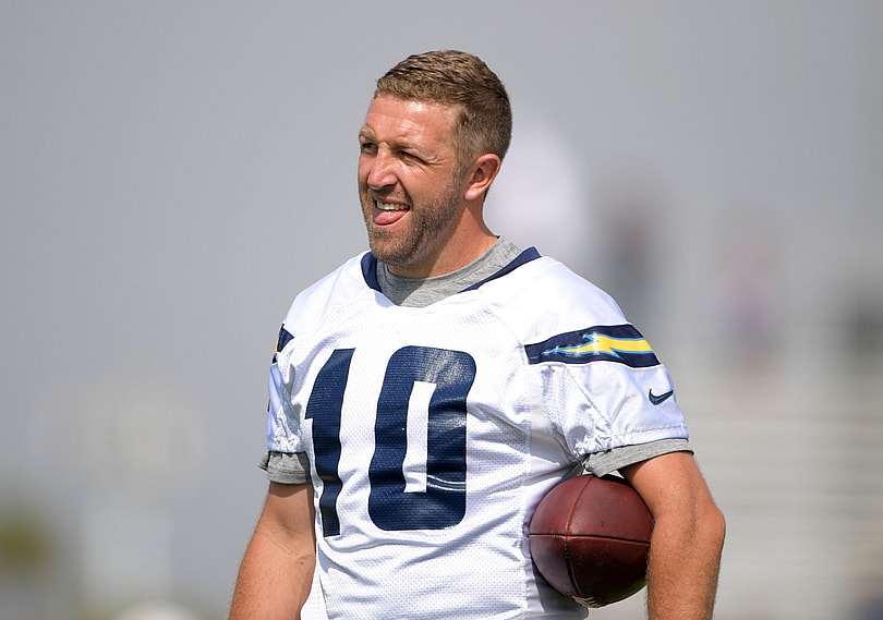 Los Angeles Chargers quarterback Kellen Clemens