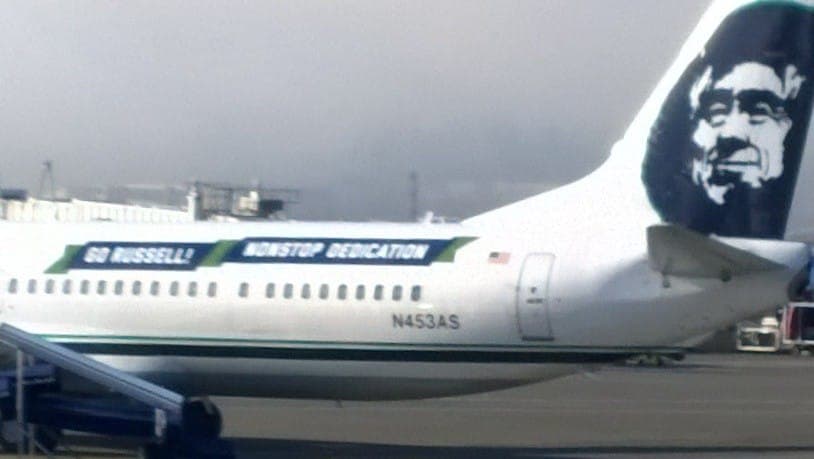 photo: alaskan airlines termina sea-tac airport
