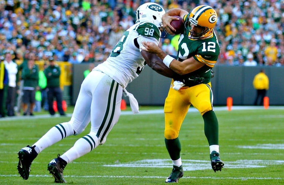 USA Today Images — Outside linebacker Quinton Coples (98)