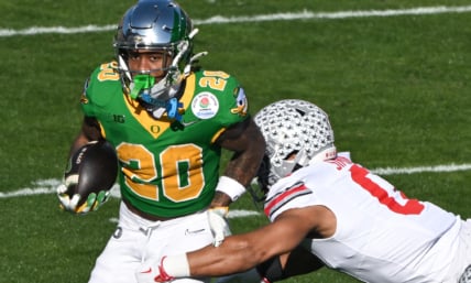 10 Must-See Games on 2026 College Football Schedule, Including Oregon vs. Ohio State