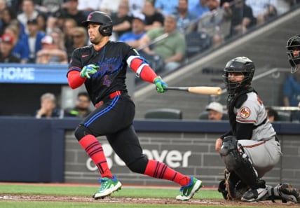 Toronto Blue Jays may Force Veteran Into Positional Change