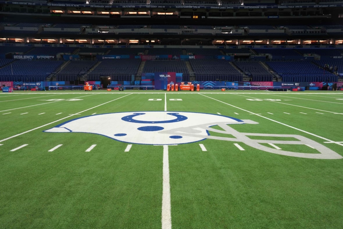 nfl-rumors-indianapolis-colts-mulling-big-addition-this-summer