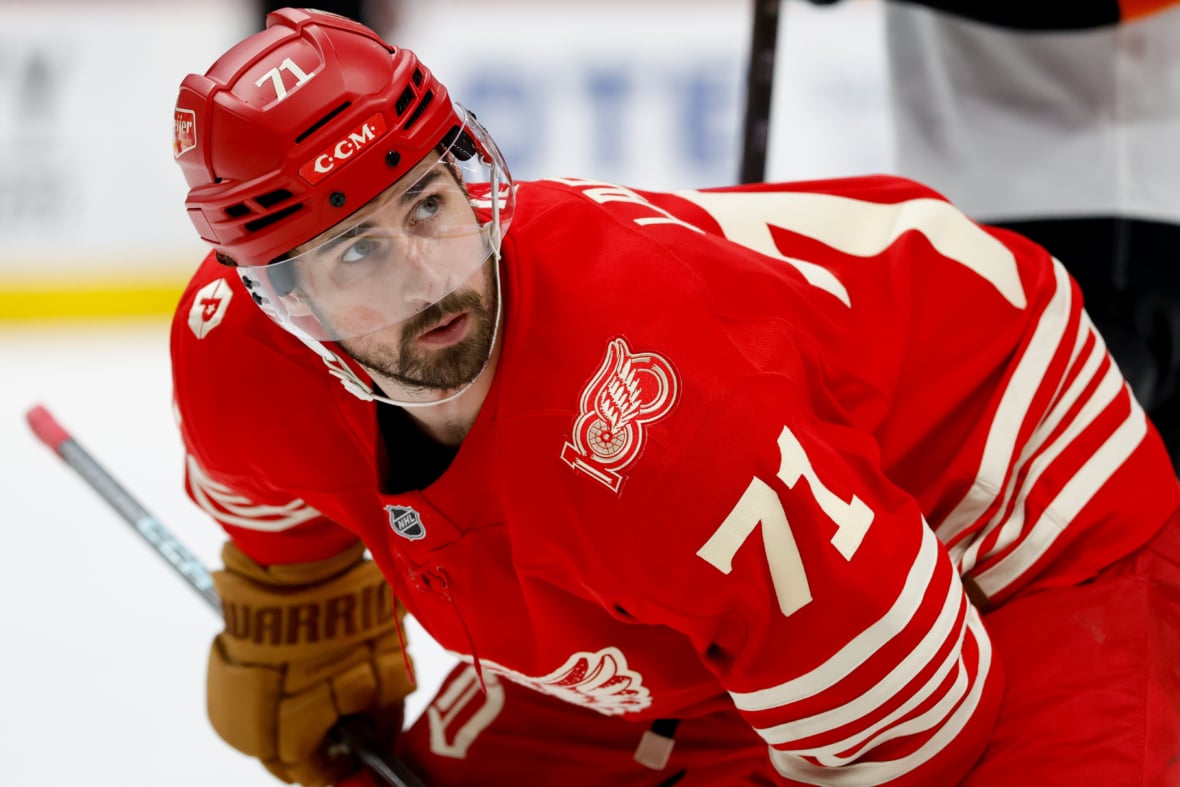 Dylan Larkin Devils Trade: One Condition That Changes Everything